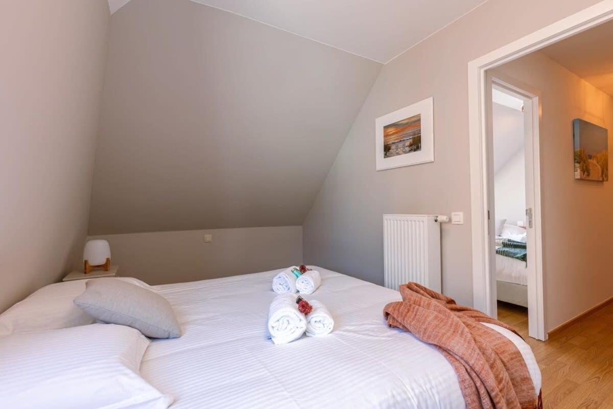 Huswell - Centrally Located Apartment With Sunny Terrace Ostend Exterior photo